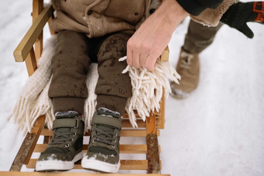 What kind of sleds and snowtubes can I get in Houston's Homepage